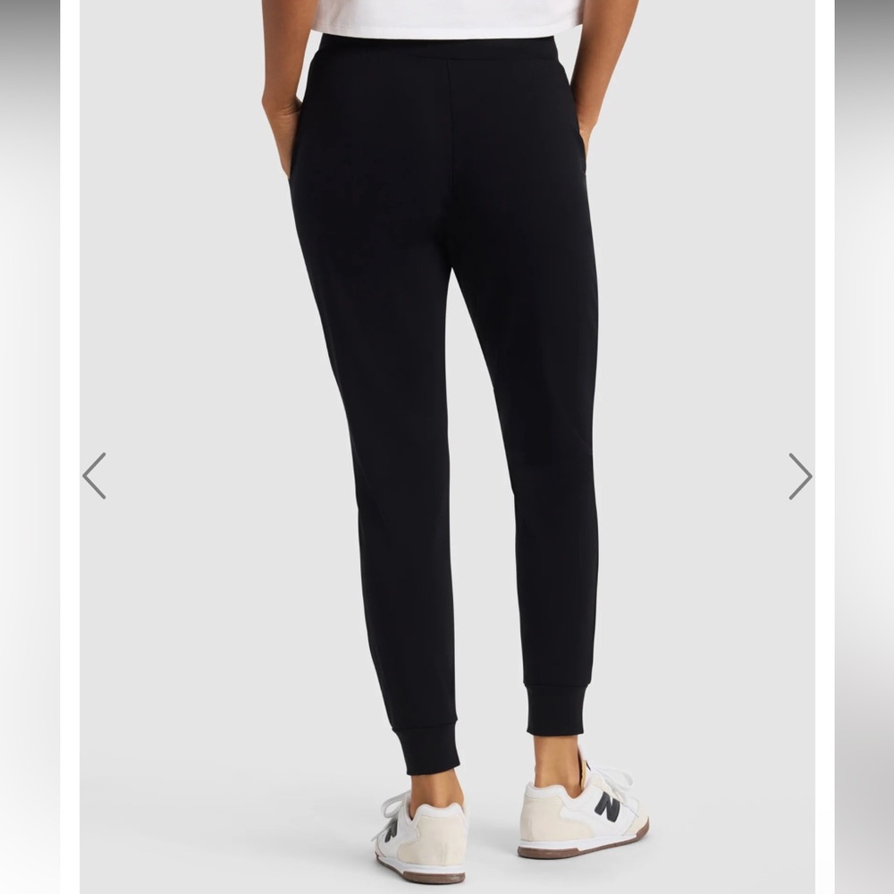 NWT Cozy Earth Women's Brushed Bamboo Jogger Set size Medium - Picture 5 of 15